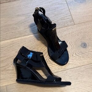 Fendi Glossy patent leather Black Wedge t strap vintage Sandals 36.5/6